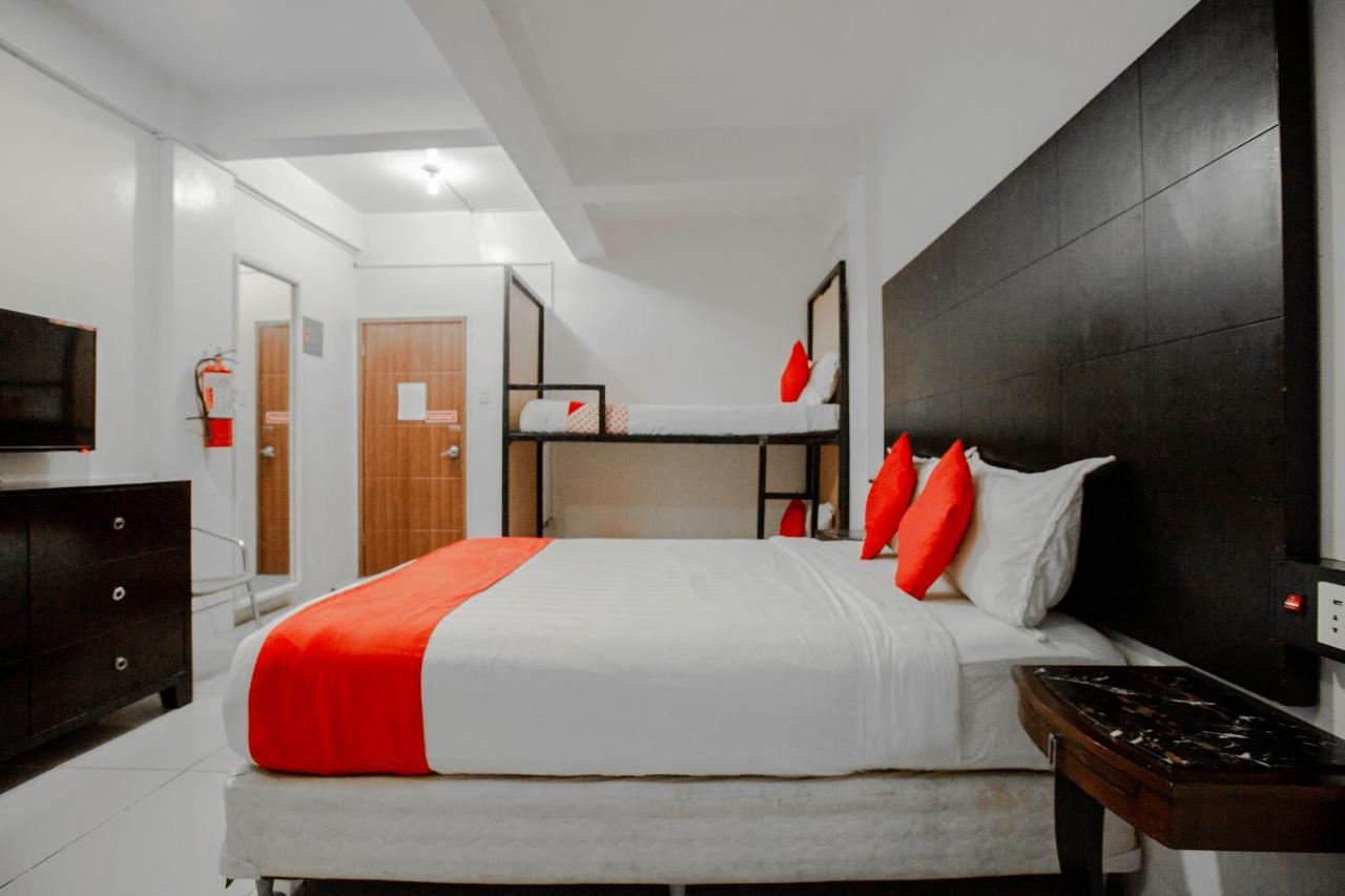 Hotel Super Oyo 134 The Bedstation Mandaluyong Exteriér fotografie
